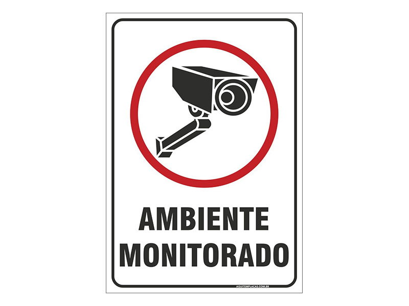 Placa ambiente monitorado por câmeras